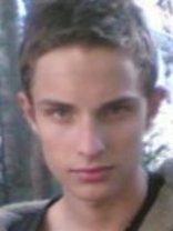 Person who looks like Alex Pettyfer