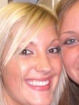 Person who looks like Tori Spelling