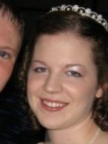 Person who looks like Emily Bergl