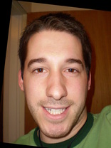 Person who looks like David Schwimmer