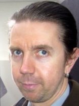 Person who looks like Michael Keaton