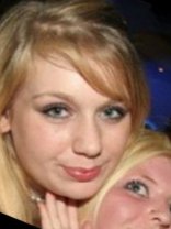 Person who looks like Kaley Cuoco