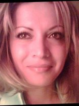 Person who looks like Maria Bello