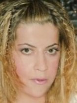 Person who looks like Tori Spelling