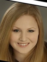 Person who looks like Julianne Moore