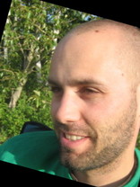 Person who looks like Billy Zane