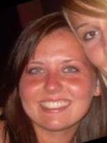 Person who looks like Tiffani Thiessen