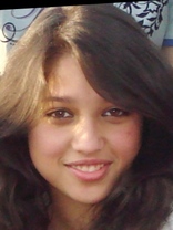 Person who looks like Jessica Alba