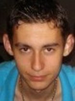 Person who looks like Eric Szmanda