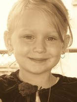 Person who looks like Lauren Ambrose