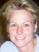 Person who looks like Jamie Lee Curtis