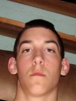 Person who looks like Travis Barker