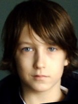 Person who looks like Diego Luna