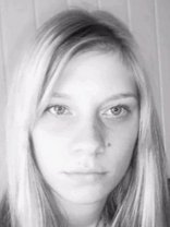 Person who looks like Peta Wilson