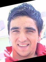 Person who looks like Kyle Chandler