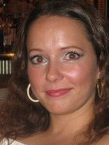 Person who looks like Elizabeth Berkley