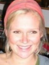 Person who looks like Nicholle Tom