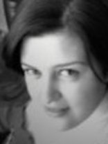 Person who looks like Jules Asner