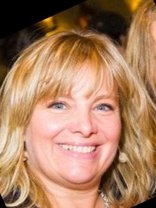 Person who looks like Bonnie Hunt