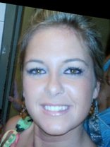 Person who looks like Niki Taylor