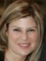 Person who looks like Daisy Fuentes