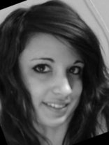 Person who looks like Bonnie-Jill Laflin