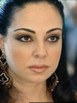 Person who looks like Debi Mazar