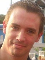 Person who looks like Mark-Paul Gosselaar