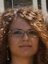 Person who looks like Bernadette Peters