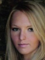 Person who looks like Taylor Swift