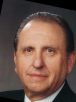 Person who looks like Geoffrey Rush