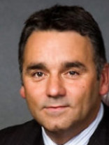 Person who looks like Yul Vazquez