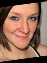 Person who looks like Julianne Nicholson