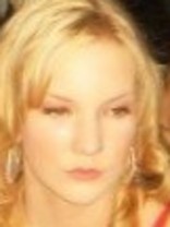 Person who looks like Laura Prepon