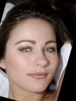 Person who looks like Michelle Trachtenberg