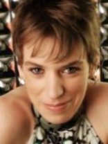 Person who looks like Jamie Lee Curtis