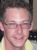 Person who looks like Ian Ziering