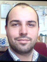 Person who looks like Billy Zane