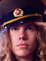 Person who looks like Eric Christian Olsen