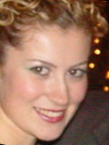 Person who looks like Cara Buono