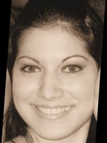 Person who looks like Tiffani Thiessen