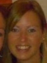 Person who looks like Jenna Elfman