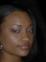 Person who looks like Zoe Saldaña