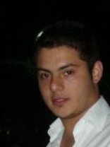 Person who looks like Cody Kasch