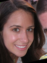 Person who looks like Lacey Chabert