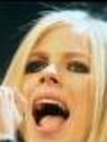 Person who looks like Avril Lavigne