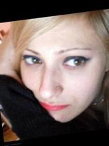 Person who looks like Gwen Stefani