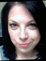 Person who looks like Laura Prepon