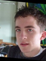 Person who looks like Frankie Muniz