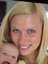 Person who looks like Scarlett Johansson